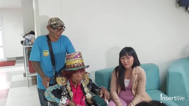 Tak Tahu Riwayat Pernikahan Sang Pesulap, Dewi Kaget Ternyata Jadi Istri ke-10 Pak Tarno