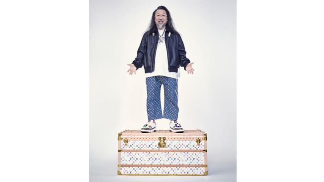 Louis Vuitton dan seniman Jepang Takashi Murakami, kembali untuk memperingati 20 tahun kerjasama mereka yang ikonis dengan menghadirkan koleksi re-edisi.