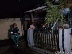 Densus 88 Tangkap 4 Terduga Teroris di Majalengka