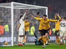 Wolves VS MU: Setan Merah Takluk 0-2, Bruno Fernandes Kartu Merah