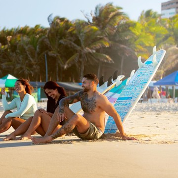 Kenapa Orang Bule Suka Berjemur di Pantai? Ternyata Ini 5 Alasannya...
