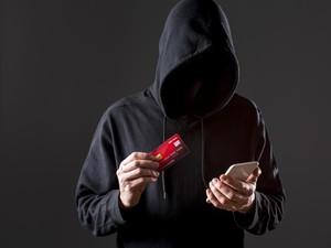 Modus Baru Maling M-Banking: Cuma Butuh 1 Klik dari Anda