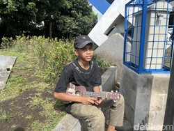 Kisah Pengamen Kota Bandung, Perjuangan di Jalanan dan Resolusi 2025