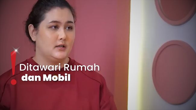 Talitha Curtis Kena Semprot Ibu gegara Tolak Tawaran-Cium Pria Berumur