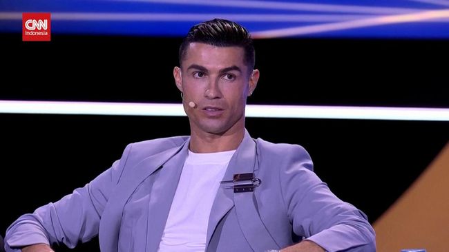 Rahasia tubuh bugar Cristiano Ronaldo di usia 40-an, pola makan seimbang, tidur cukup, latihan fisik konsisten, dan suplemen tepat.
