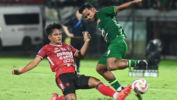 Berita Olahraga Terkini CNN Sport : Hasil Liga 1: Semen Padang Tahan Persebaya, Papan Bawah Memanas
