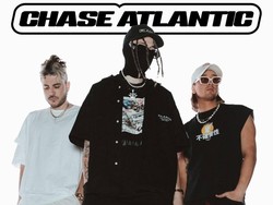 Lirik Lagu Swim - Chase Atlantic