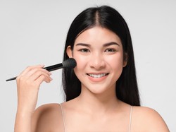 Mengenal Jenis-jenis Complexion Makeup Agar Hasil Riasan Sempurna