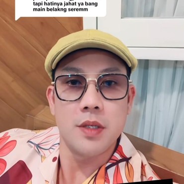 Rekaman Telepon dengan Farhat Abbas Bicarakan Gaya Hidup Novi Bocor, Densu Klarifikasi