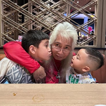 Raffi & Nagita Terharu Gideon Tengker Temu Kangen Rafathar-Rayyanza: Sehat Terus Opa