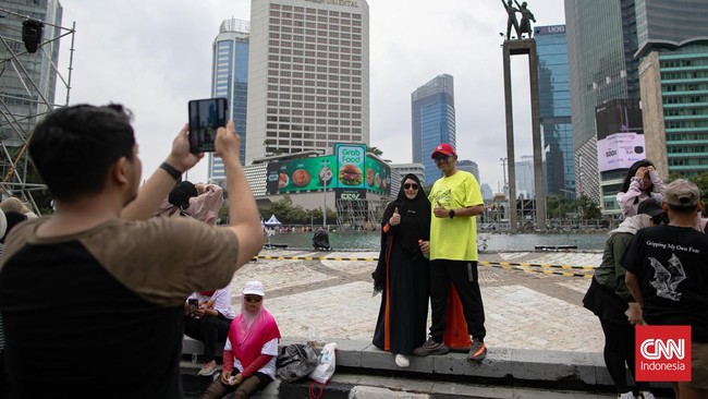 Komisi I DPR Sebut Jual Foto di Aplikasi Tanpa Izin Langgar UU PDP Anggota Komisi I DPR dari Fraksi NasDem, Amelia Anggraini menyebut fenomena penjualan foto lewat aplikasi tanpa izin bertentangan dengan sejumlah undang-undang.