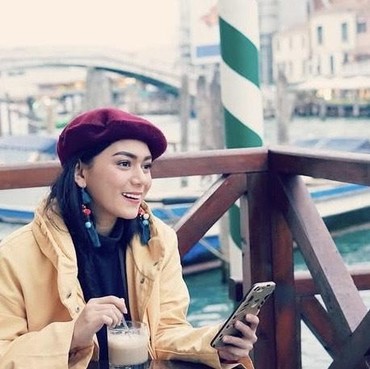 Geram Disebut Tinggalkan Islam, Thalita Latief: Saya...