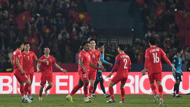 Vietnam berhasil melaju ke final Piala AFF 2024 usai mengalahkan Singapura 3-1 dalam leg kedua semifinal Piala AFF 2024 sekaligus membuat agregat jadi 5-1.