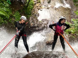 Canyoning Bogor: Menguji Adrenalin di Kawasan Gunung Menir, Bogor