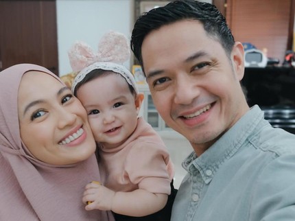 Cerita Lucu Dude Harlino Bantu Alyssa Soebandono agar Putrinya Mau Makan saat MPASI