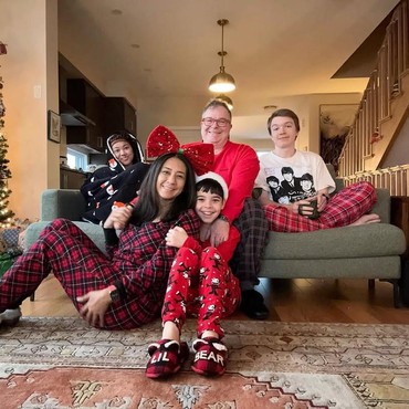 Kisah Cut Memey Artis Lawas yang Kini Menetap di Kanada Bareng Suami Bule