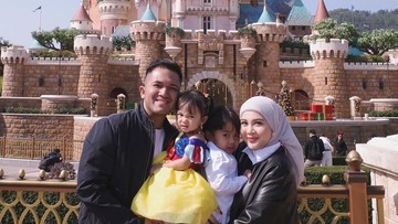 5 Potret Kesha Ratuliu Liburan Bareng Kedua Anak di Hongkong, Baby Bump Curi Perhatian