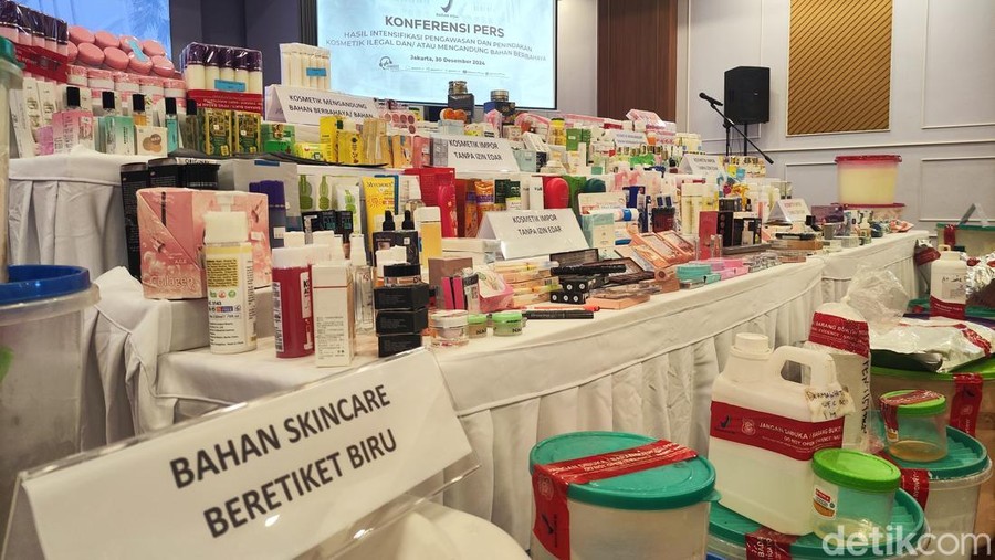 Kosmetik berbahaya