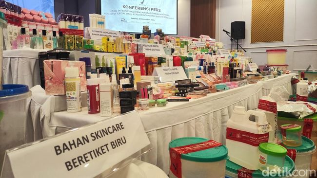 Waspada! Ini Daftar 16 Kosmetik Berbahaya yang Ditarik BPOM