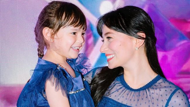 Dipukul Anak, Gaya Parenting Asmirandah saat Hadapi Sang Putri Tuai Pujian