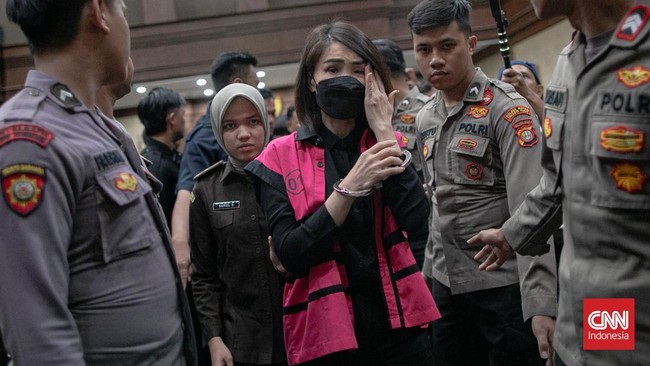 Vonis Helena Lim di tingkat banding ini lebih tinggi dari putusan PN Tipikor Jakarta. Helena Lim sebelumnya hanya divonis 5 tahun penjara.