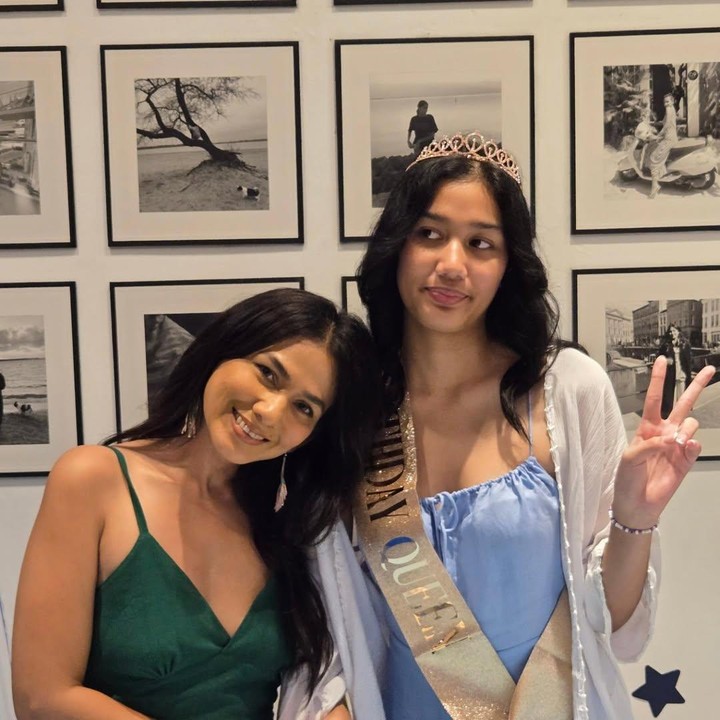 <p>Putri Nova Eliza, Naima Malika, baru saja berulang tahun yang ke-16, Bunda. Meski begitu, ia memiliki tubuh yang sangat tinggi dan melebihi sang Bunda. (Foto: Instagram: @novaelizatime)</p>