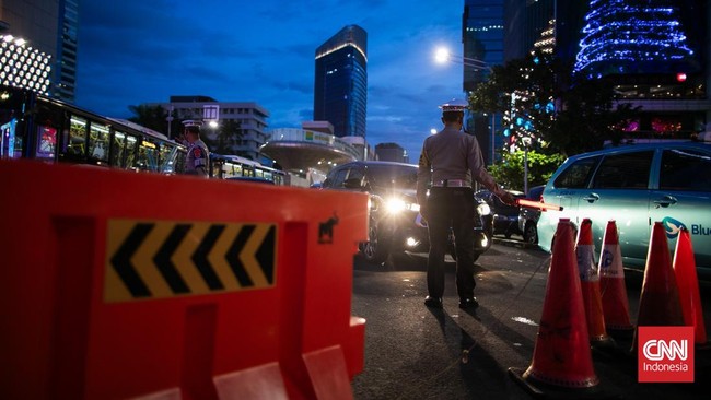 DKI Akan Uji Coba Car Free Night Akhir Pekan Ini Wagub DKI mengatakan pihaknya akan melakukan uji coba Car Free Night kawasan Sudirman-Thamrin akhir pekan ini, diiringi momen perayaan tahun baru Islam.