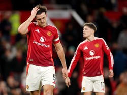 Gary Neville Khawatir Nasib MU di Anfield