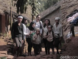 Video: Suasana Syahdu Kampung Adat Baduy saat Diguyur Hujan