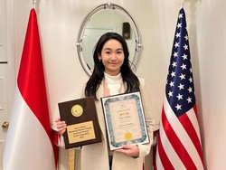 Top! Jane Callista Menang Kompetisi Nyanyi di Amerika