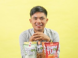 Gagal Tes CPNS, Pemuda Ini Sulap Tulang Ikan Jadi Kerupuk Beromzet Ratusan Juta