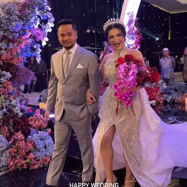 Siva Aprilia Tutup Tahun 2024 dengan Menikah