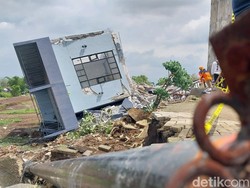 Mencekamnya Vila Manzara Kota Batu Ambruk Saat Ditempati 6 Orang Sekeluarga