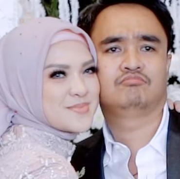 Kenal 3 Bulan, Delia Septianti Mantap Menikahi Jerry Christy Meski Usianya Lebih Muda