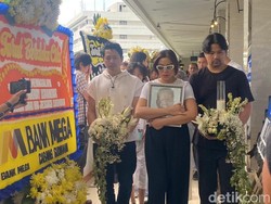 Video: Ketegaran Jessica Iskandar Lepas Kepergian Sang Ayah