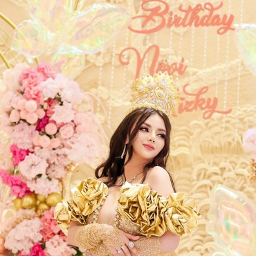 Maksud Novi Rizki Rayakan Ultah Ke-31 dengan Megah Layaknya Pernikahan