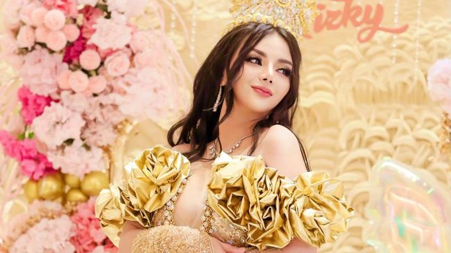 Ulang Tahunnya Disebut Megah Bak Pernikahan, Novi Rizki Beri Tanggapan