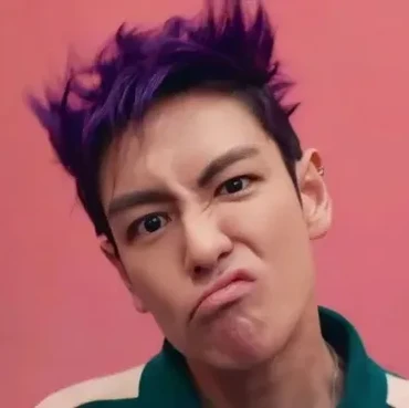 Im Siwan Bongkar Momen Mendebarkan T.O.P Kesakitan Saat Syuting 'Squid Game 2'