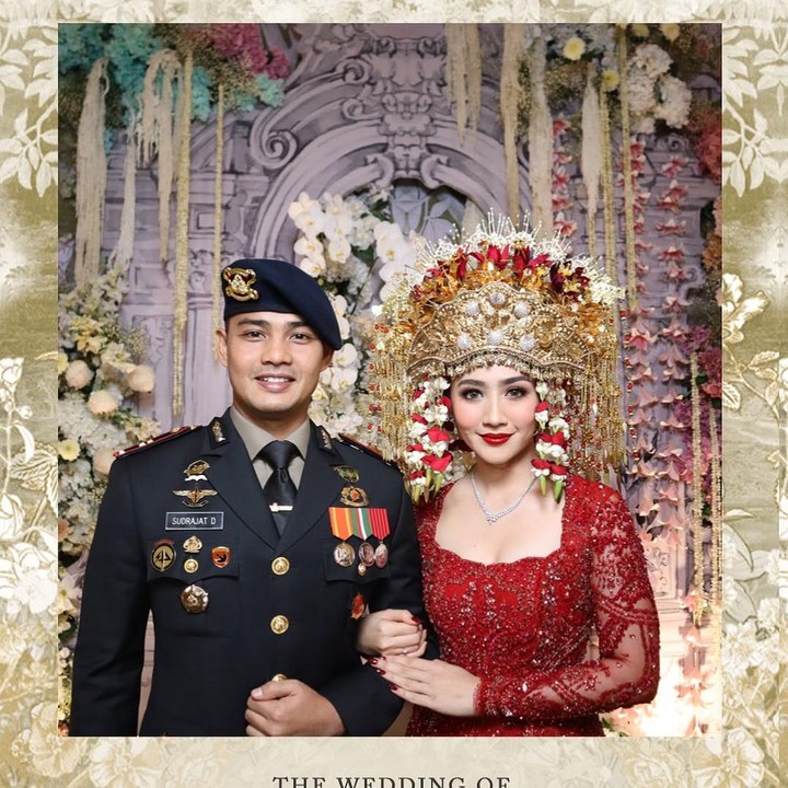 <p>Aktris Febby Rastanty resmi menikah Drajat Djumantara pada 9 November 2024. Suami Febby diketahui berprofesi sebagai polisi, Bunda. (Foto: Instagram @febbyrastanty)</p>