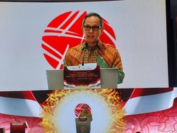 Di Depan Sri Mulyani, Bos OJK Minta Tuntaskan UU P2SK-Paket Insentif