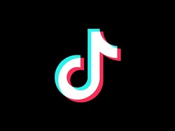 Lirik Lagu Lengkap Terbuai Aku dalam Mulut Manismu yang Viral di TikTok