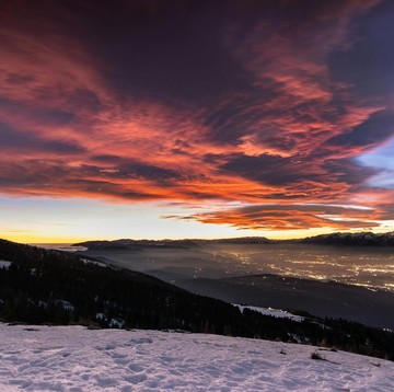 Ada 'Gudang Kiamat', Ini 6 Lokasi Paling Terlarang di Dunia yang Tidak Boleh Dikunjungi