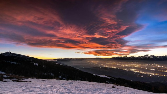 Ada 'Gudang Kiamat', Ini 6 Lokasi Paling Terlarang di Dunia yang Tidak Boleh Dikunjungi