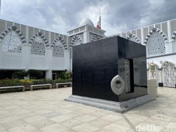 Masjid Terbesar di Atas Mal Ini Bisa Tampung 14 Ribu Jemaah