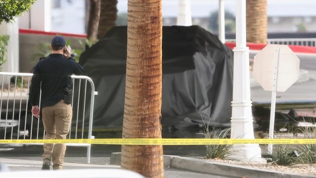 FOTO: Penampakan Tesla Cybertruck Meledak Dekat Hotel Trump, 1 Tewas