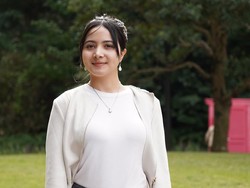 Bulan Sutena Yakin Cewek di Video Viral 1 Menit 14 Detik Bukan Dirinya
