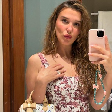 Millie Bobby Brown Resmi Jadi Ibu, Adopsi Bayi Perempuan 15 Bulan Setelah Nikah