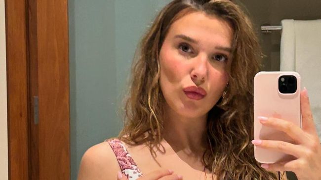 Reaksi Millie Bobby Brown Saat Penampilannya Dinilai Tua