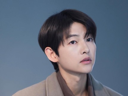 Song Joong Ki Ungkap Cara agar Kulit Bersih dan Awet Muda, Hasil Rekomendasi Kim Ji Won Bun!