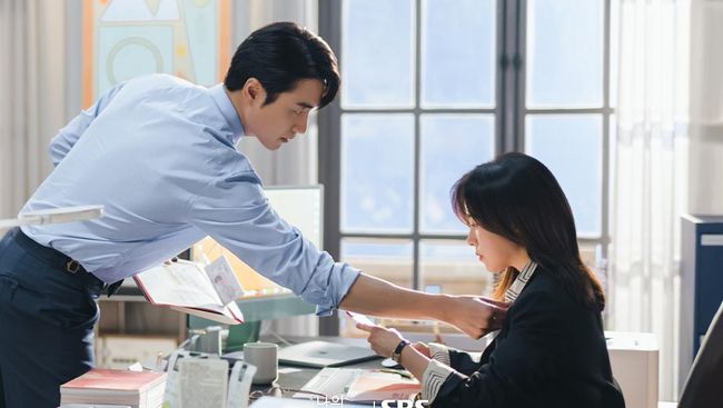 Daftar 7 Drama Korea Komedi Romantis yang Raih Rating Tinggi